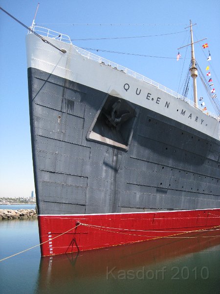 Queen Mary 2010 0101.JPG